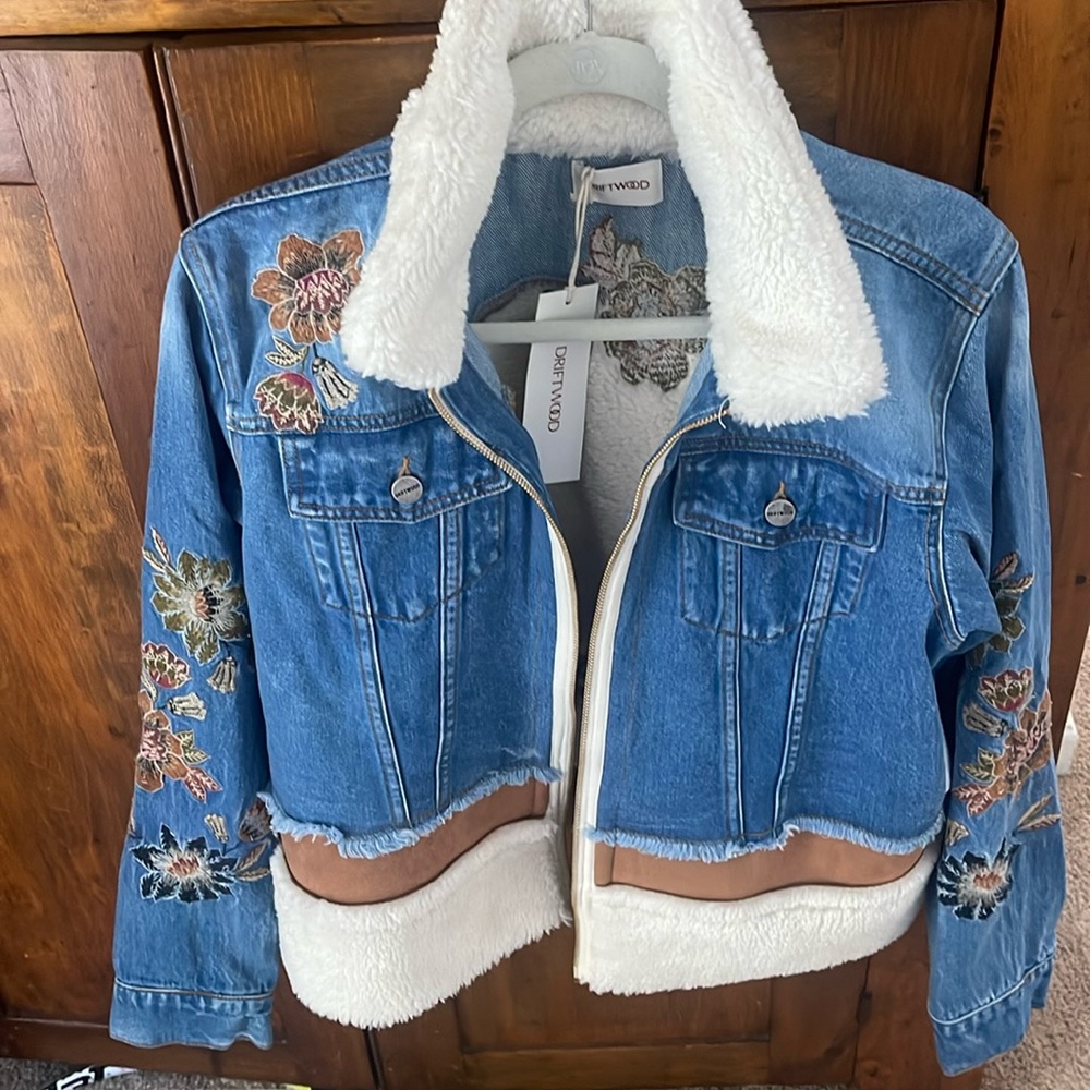 NWT Driftwood embroidered Jean jacket with faux suede accent
